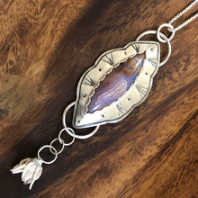 Load image into Gallery viewer, Purple Passion Agate Blossom Necklace