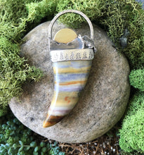 Load image into Gallery viewer, Wild Moon Claw Pendant